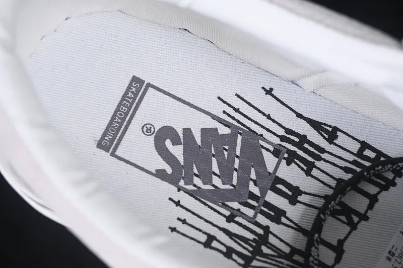 All categories Vans Vans series Vans Low Vans low-top Vans Skate Sk8-Low Vans official retro casual low-top skateboard shoes VN0A5FCF6FB
